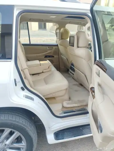 لكزس 2014 LX570 1