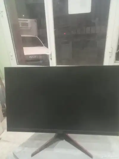 انا تيبغا للبيع شاشة محاسب سة و ثلاجة 9