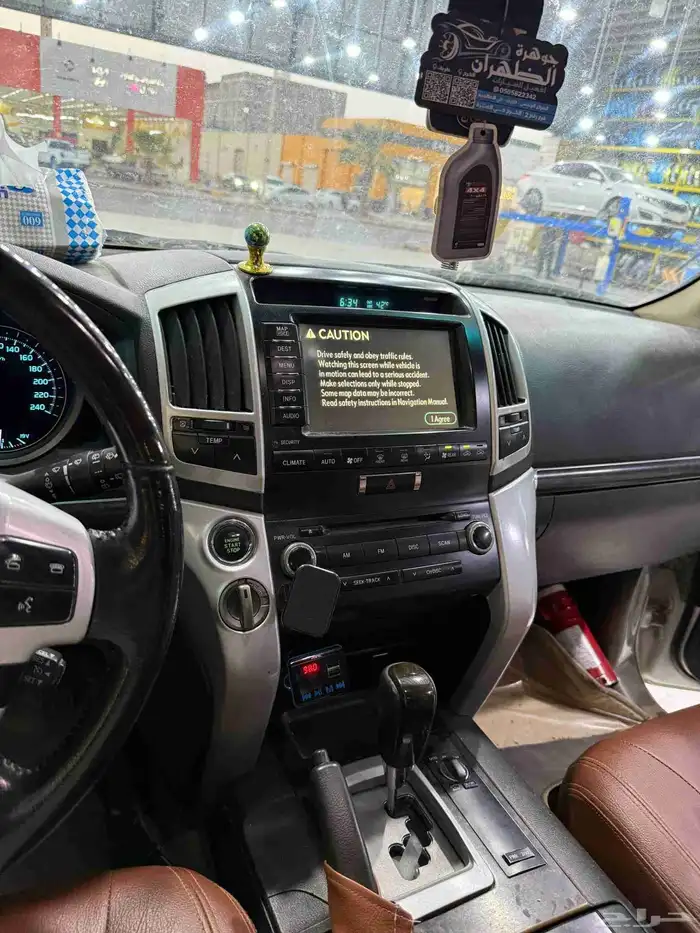 جيب لاند كروزر فئه VXR موديل 2009 معدله 2014 بدي وجير وكاله 4