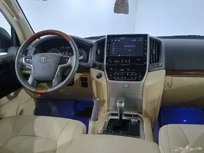 لاندكروزر GXR فل كامل 2016 11