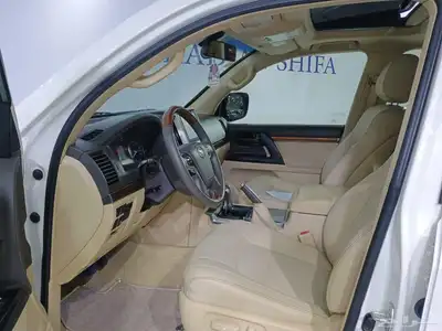 لاندكروزر GXR فل كامل 2016 15