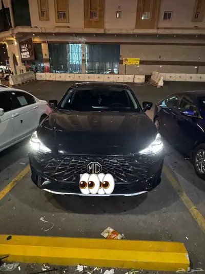للتنازل ام جي 1 SUV 2024 اسود ملكي نص فل 2