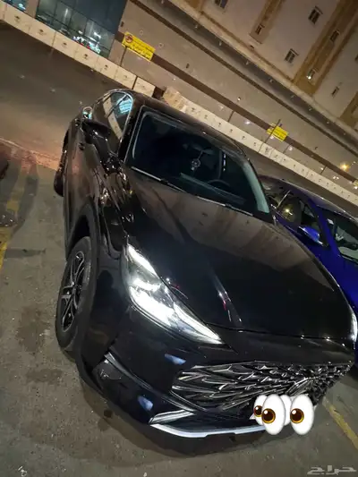 للتنازل ام جي 1 SUV 2024 اسود ملكي نص فل 0