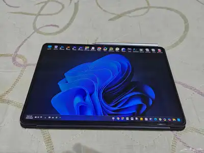 هواوي ميت بوك ( E ) لابتوب وتابلت بجهاز واحد استخدام نظيف . 2