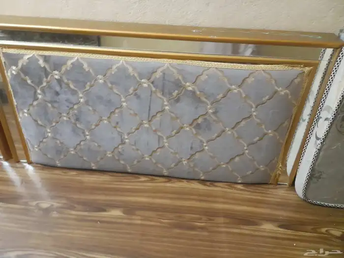 مساند ظهر ذهبي مبروز 0