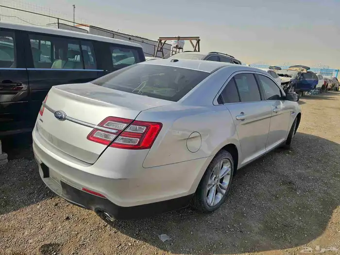 تشليح قطع غيار فورد تورس مديل 2014 5