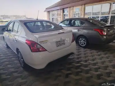 سيارتين نيسان صني موديل 2022 2