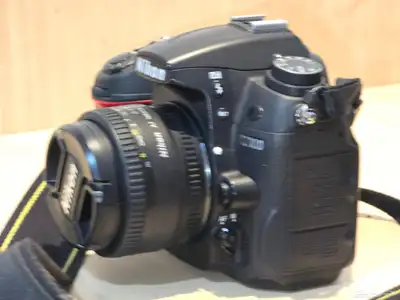كاميرا نيكون NIKON D7000 9