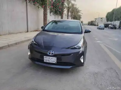 تويوتا بريوس 8