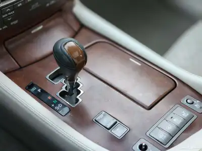 لكزس LS460L قمة النظافه 2010 18