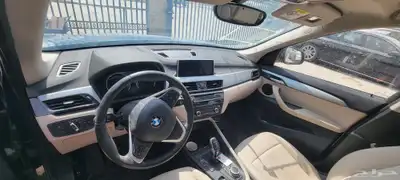 بي ام دبليو x 1. موديل 2022 4