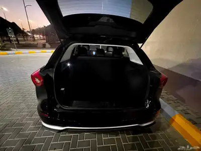للتنازل ام جي 1 SUV 2024 اسود ملكي نص فل 8