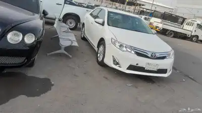 كامري 2014 اللون ابيض 0