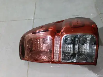 اسطبات هايلكس 16 17 18 يمين 1