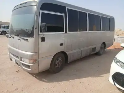 باص نيسان سلفيان ديزل 2005 0