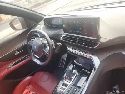 بيجو 5008 موديل 2023 7