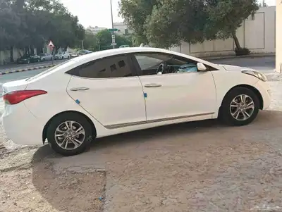 HYUNDAI ELANTRA 2013 4