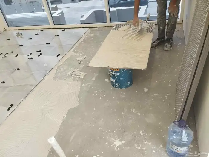 مبلط سيراميك ورخام وباركيه وأعمال الترميم والتكسير والياسه و 2
