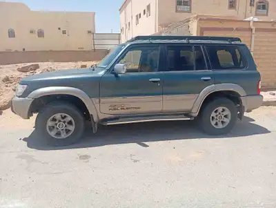 نيسان 0