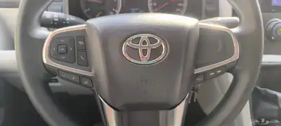 Toyota hiace cargo van diesel 2025 9