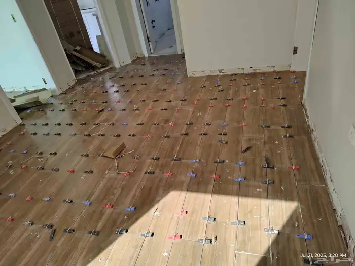 . tile fixer 1