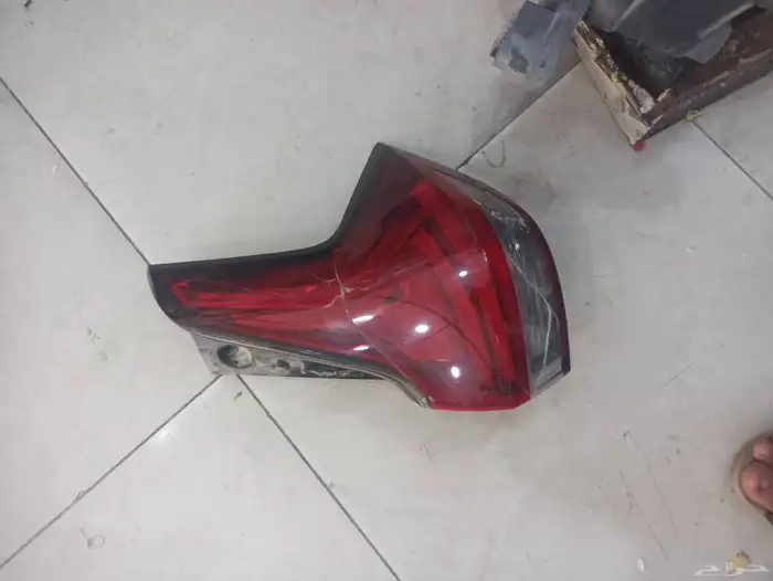 قزاز شمعات انواع السيارات القديم والجديد ولمبات 7