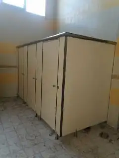 قواطع حمامات 1