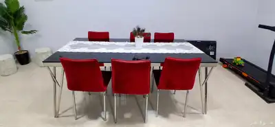 البيع طاولتين وبراد ثلاجه صغيره 1