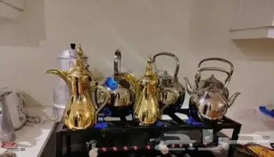 يوجد لدينا قهوجين وصبابين 2