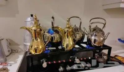 يوجد لدينا قهوجين وصبابين 0