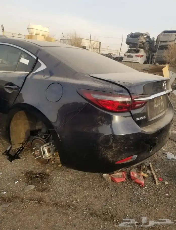 يوجد لدينا جميع انواع قطع غيار السيارات المستخدمه تشليح 8
