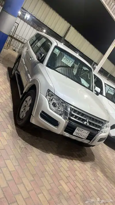 ميتسيوبيشي باجيرو 0