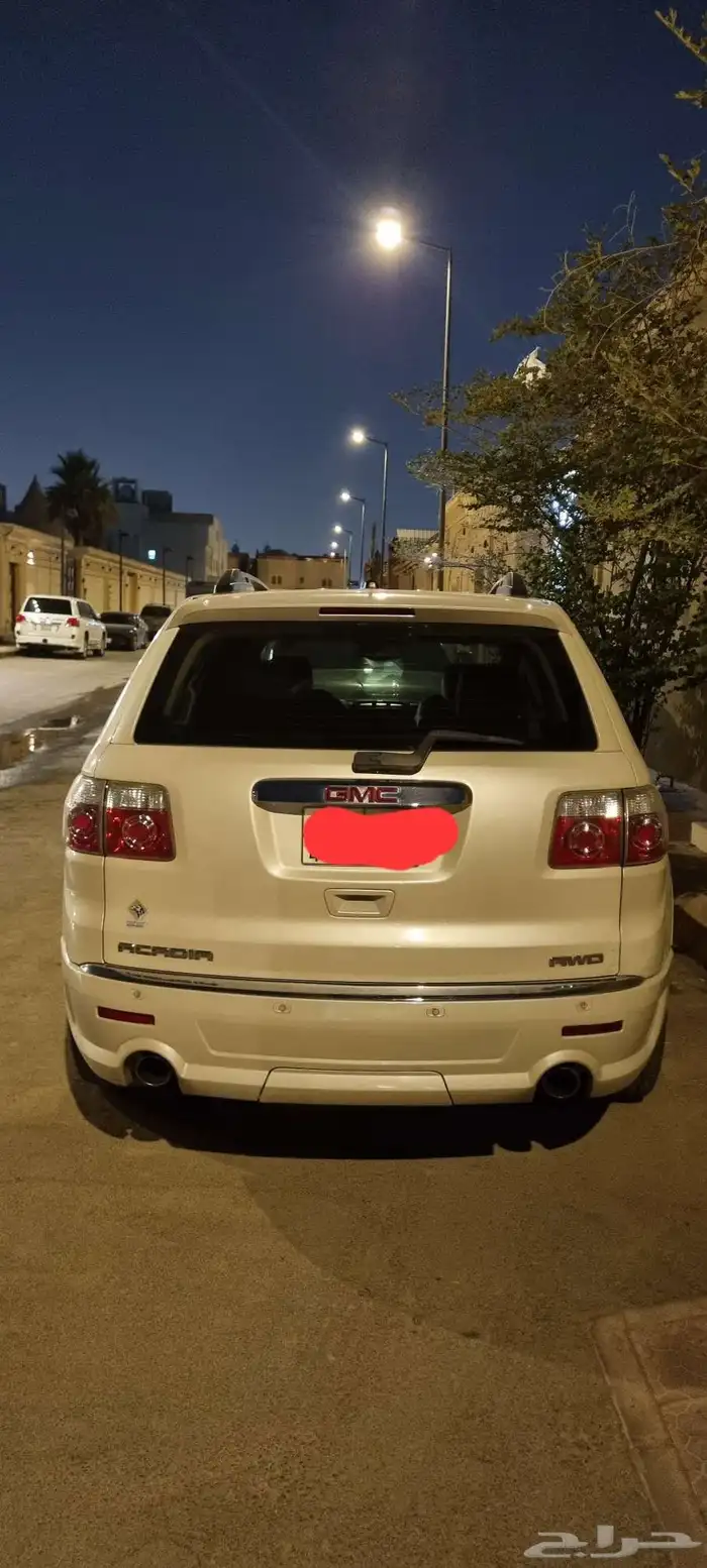 جمس أكاديا 2011 نظيف   المكيف ما يبرد   باقي السيارة نظيف 2
