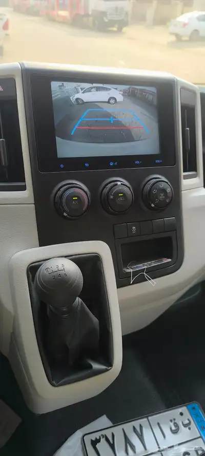 Toyota hiace cargo van diesel 2025 8