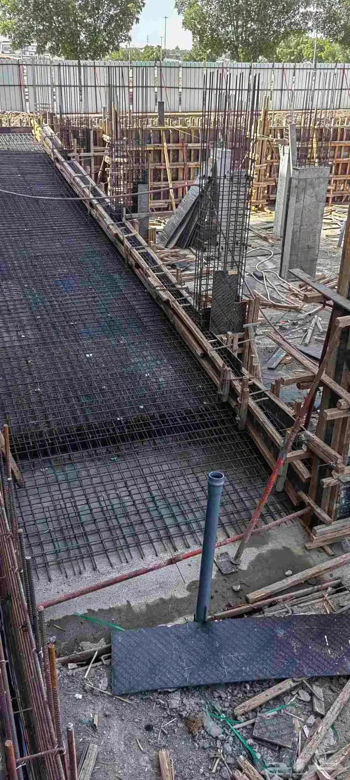 مقاول خرسانات (عظم)   متخصصون بأعمال الحداده والنجارة 3