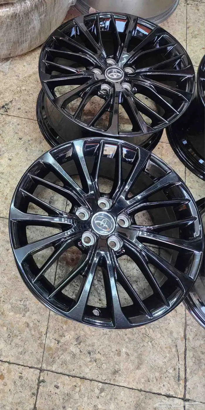 جنوط كامري هايبرد اصلي وكاله مقاس 18 موديل 2024 5