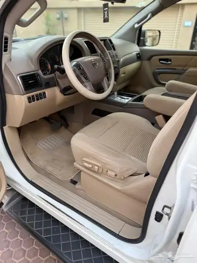 نيسان ارمادا نص فل نظيف جدا بدون دبل 2015 11