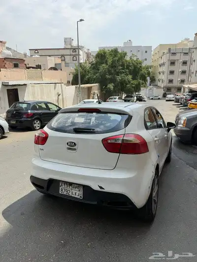 سيارة للإيجار كيا ريو 1