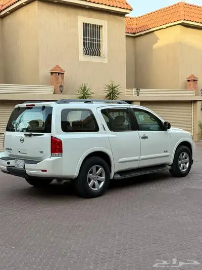 نيسان ارمادا نص فل نظيف جدا بدون دبل 2015 3