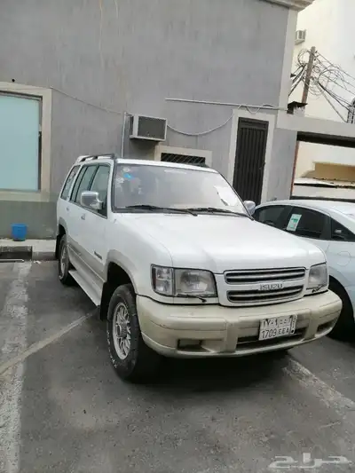 ايسوذ جيب 2003 4