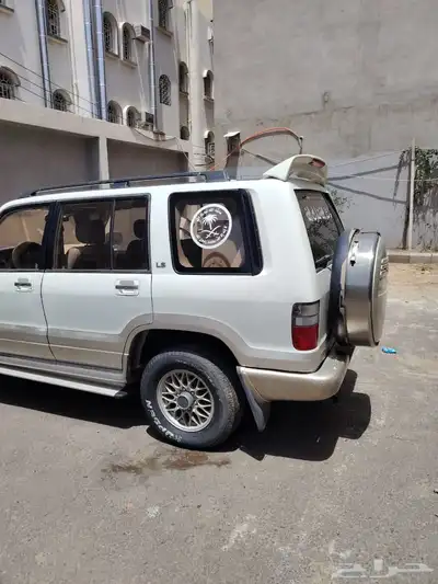 ايسوذ جيب 2003 2
