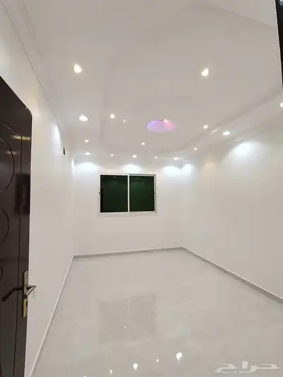 دور ارضي عوائل للايجار في حي العارض 2