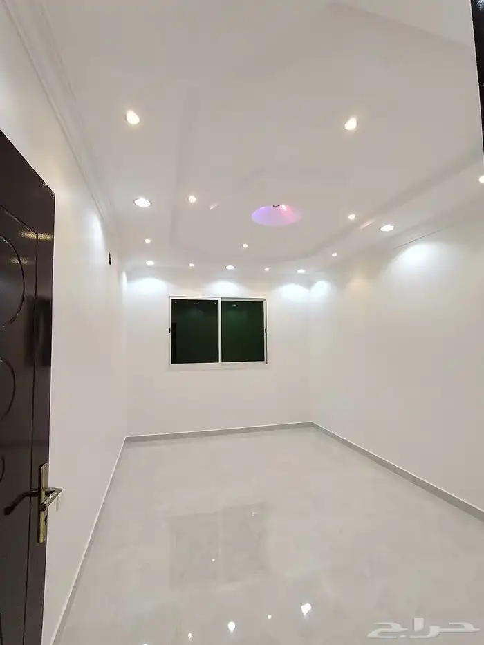 دور ارضي عوائل للايجار في حي العارض 2