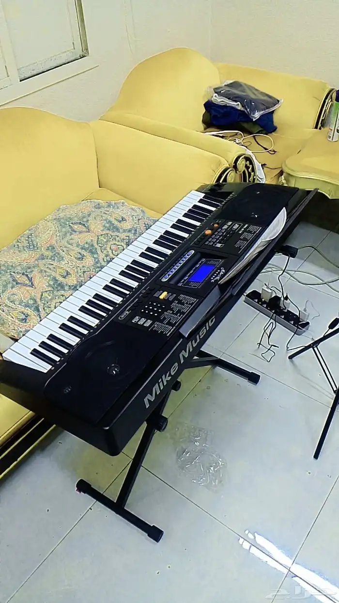 بيانو MK812 استعمال اسبوع السعر 650 ريال 1