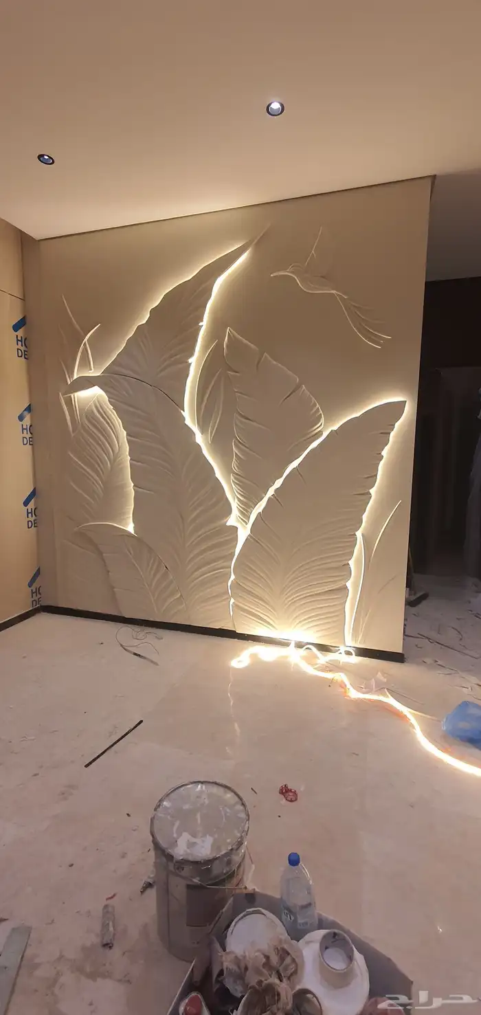 تصميم وتنفيذ جميع حفر 3d لوحات جدارية وديكورات خشبي والأثاث 0