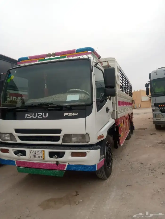 Isuzu 2005 4
