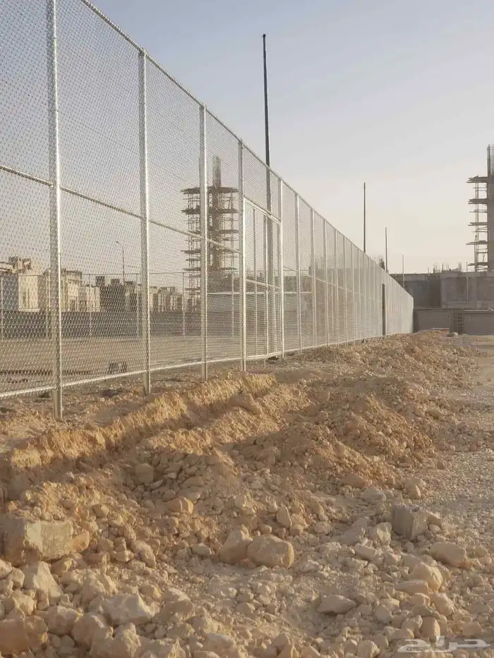 نعمل في توريد وتركيب جميع انواع الشبوك 0