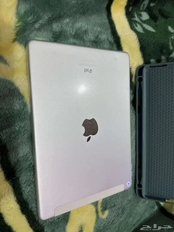 ايباد اير 2 يدعم شريحة 4G 1