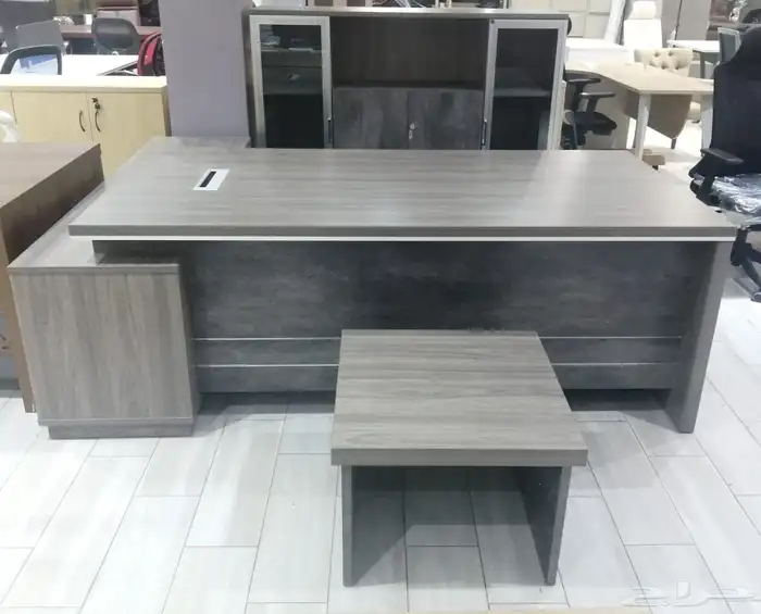 modern manager desk set and staff desks 2