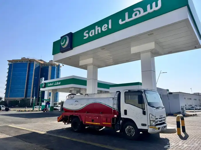 محطة فرج حسن بالعبد الرائده في توفير المشتقات النفطيه 0
